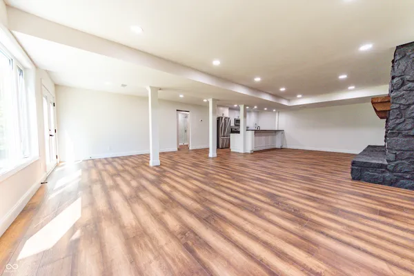 $1,075,000 | 3532 Shoshonee Drive, Columbus, IN 47203