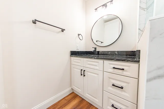 $1,075,000 | 3532 Shoshonee Drive, Columbus, IN 47203