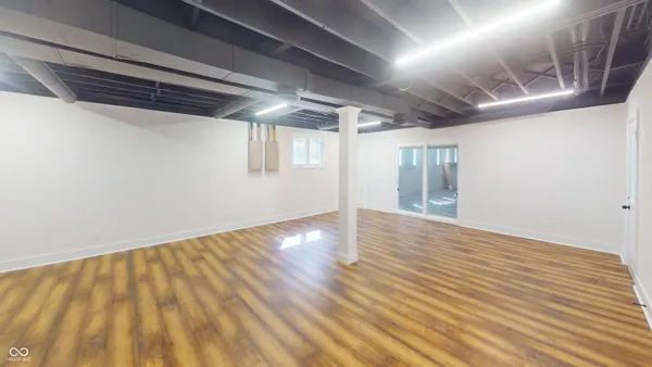 $1,075,000 | 3532 Shoshonee Drive, Columbus, IN 47203