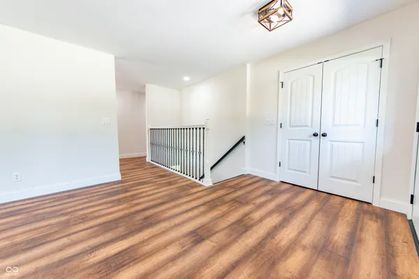 $1,075,000 | 3532 Shoshonee Drive, Columbus, IN 47203