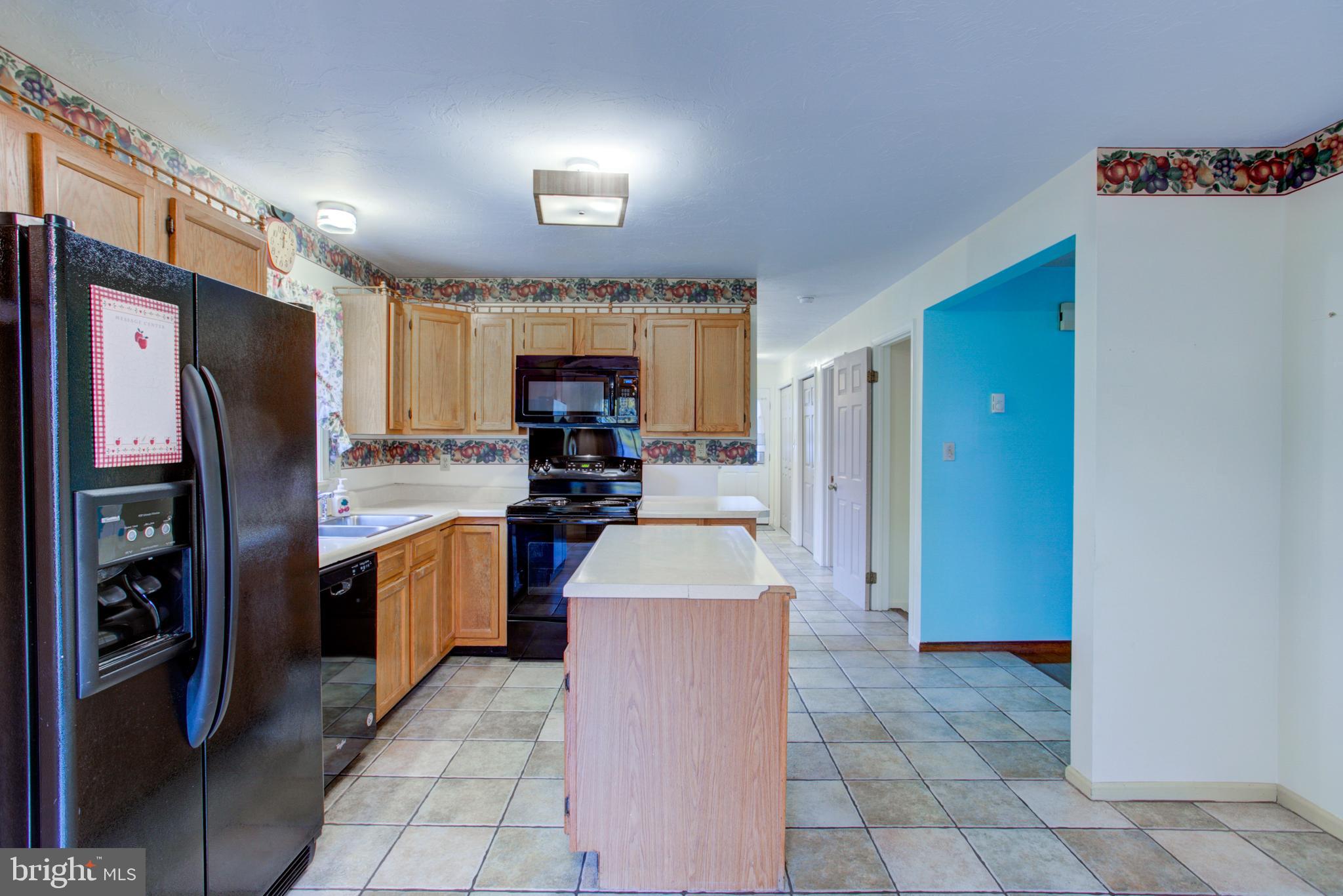 2360 North Penryn Road Manheim, PA 17545 - Photo 9 of 46