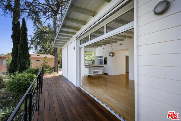 $6,250 | 631 Cross Avenue, Los Angeles, CA 90065