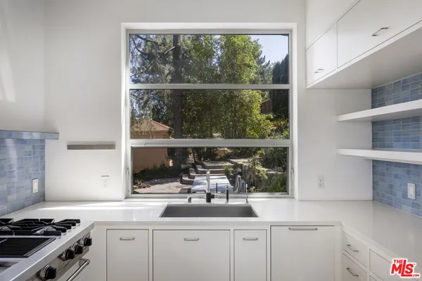 $6,250 | 631 Cross Avenue, Los Angeles, CA 90065