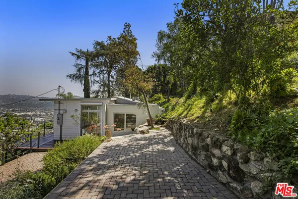 $6,250 | 631 Cross Avenue, Los Angeles, CA 90065