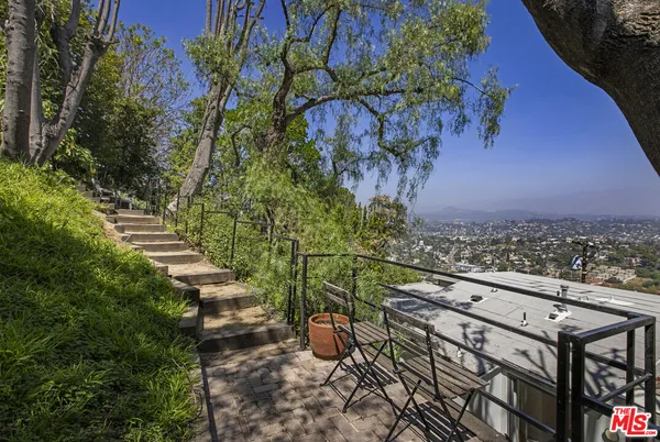 $6,250 | 631 Cross Avenue, Los Angeles, CA 90065
