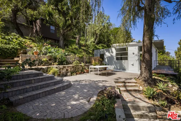 $6,250 | 631 Cross Avenue, Los Angeles, CA 90065