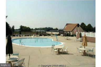 7091 Catalpa Road Frederick, MD 21703 - Photo 30 of 30 Lovely pool area