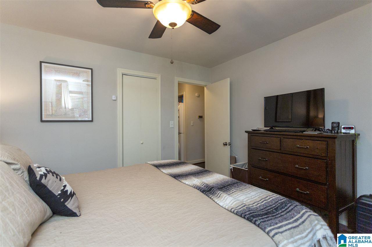 237 Kent Lane Homewood, AL 35209 - Photo 17 of 39
