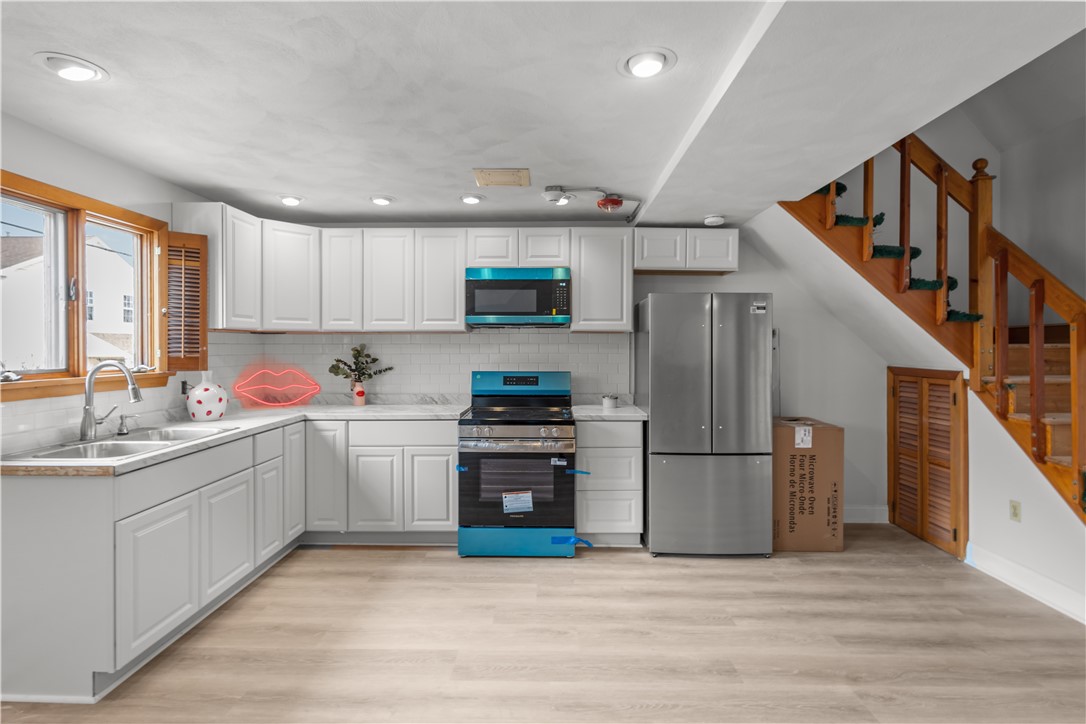 129 Academy Avenue Providence, RI 02908 - Photo 10 of 49