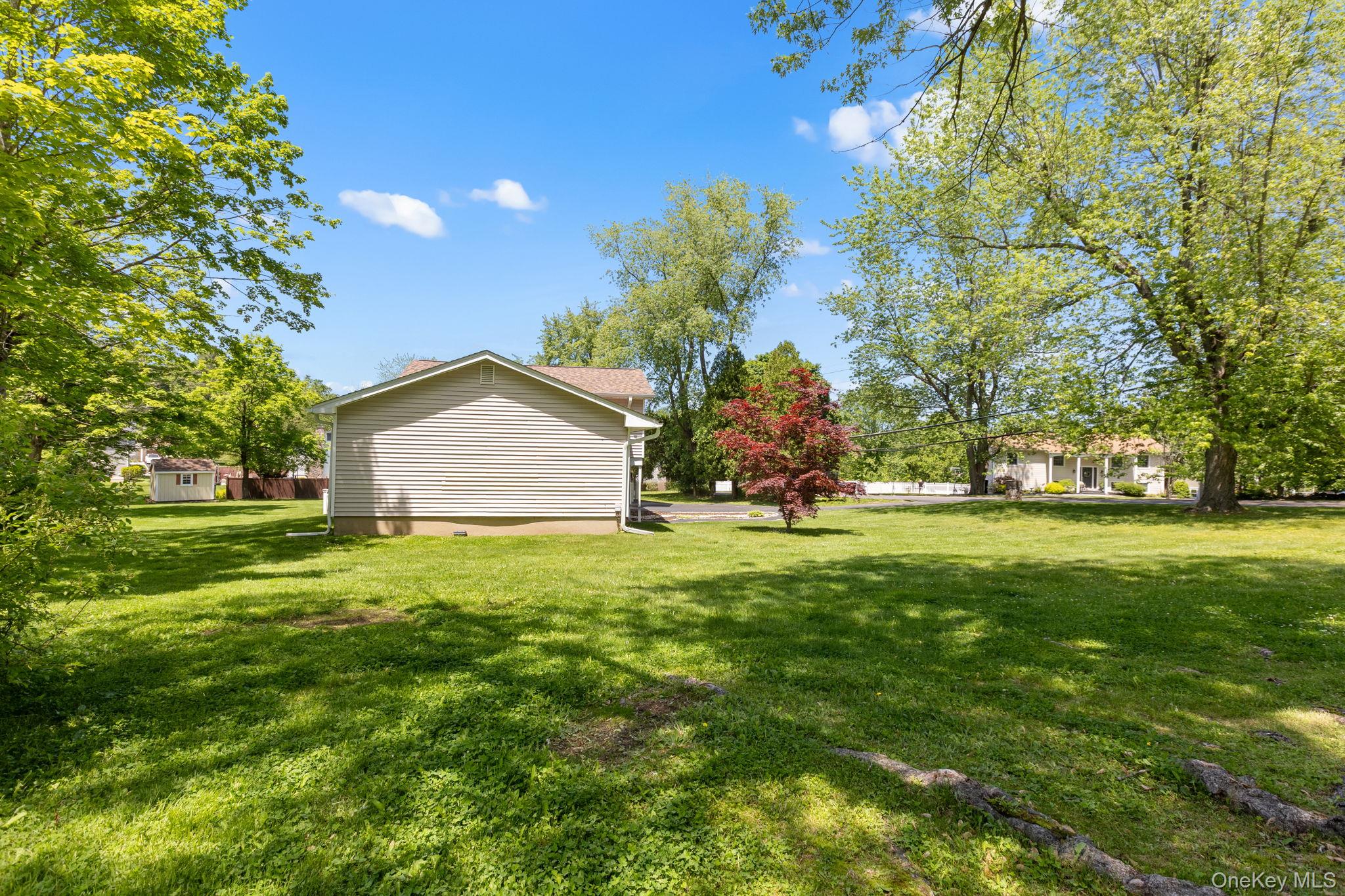 351 London Road Yorktown Heights, NY 10598 - Photo 29 of 32