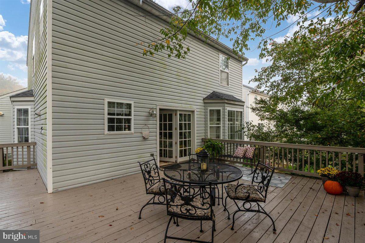 845 Sunny Chapel Road Odenton, MD 21113 - Photo 17 of 45 Wrap around deck