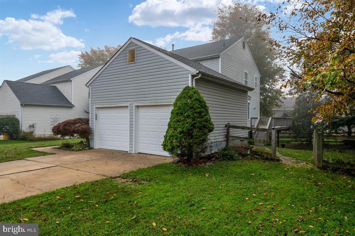 845 Sunny Chapel Road Odenton, MD 21113 - Photo 3 of 45