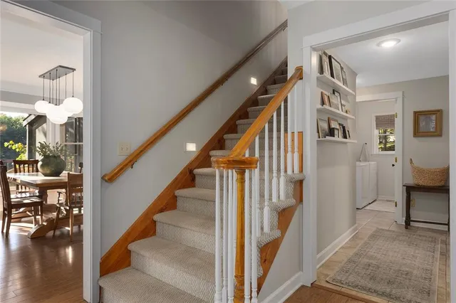 $585,000 | 900 Wildbriar Drive, Liberty, MO 64068