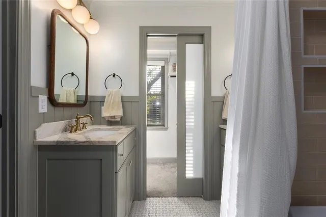 $585,000 | 900 Wildbriar Drive, Liberty, MO 64068