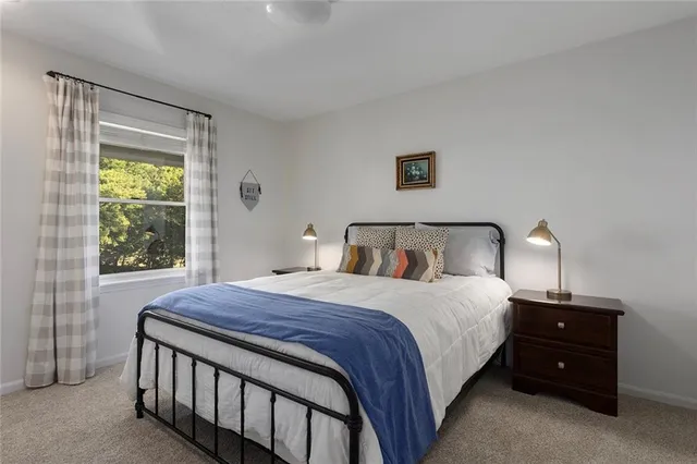 $585,000 | 900 Wildbriar Drive, Liberty, MO 64068