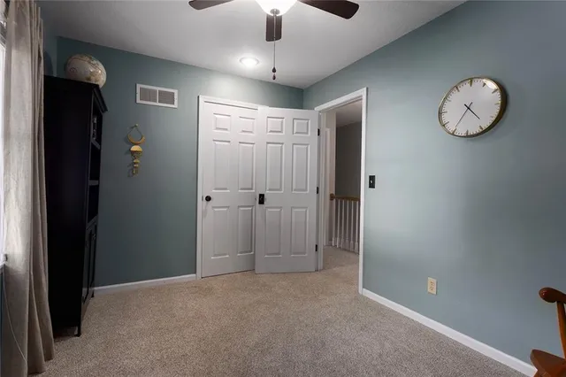 $585,000 | 900 Wildbriar Drive, Liberty, MO 64068