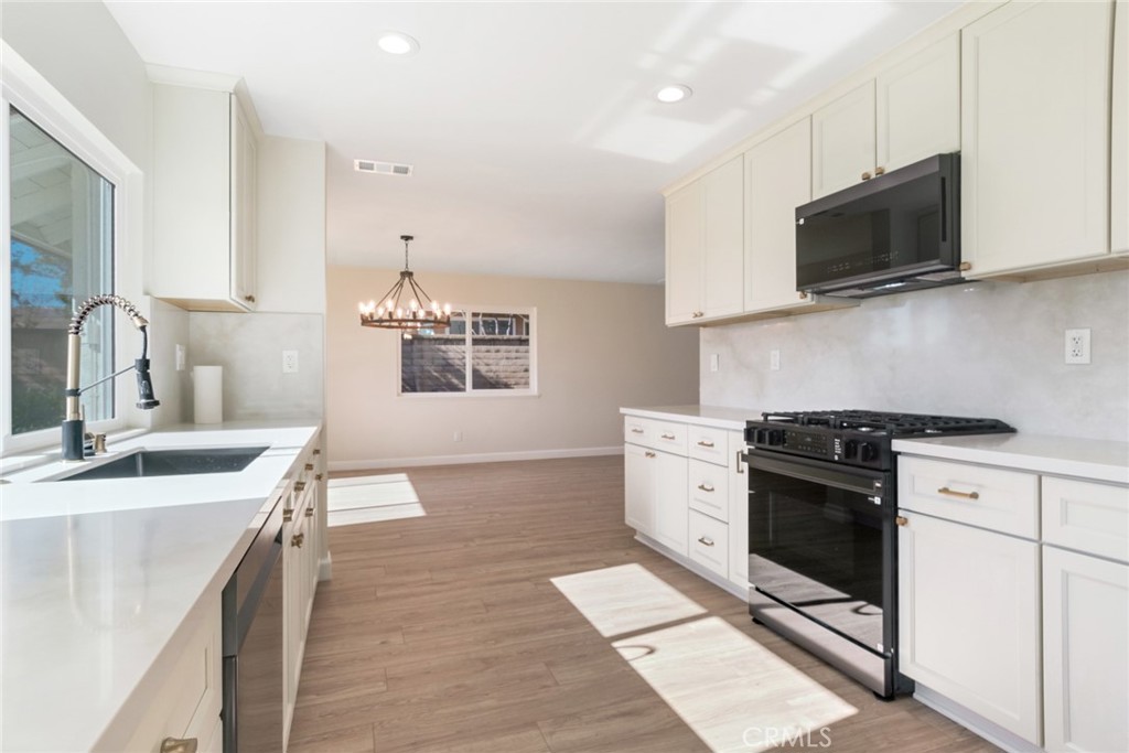 8867 Mandarin Avenue Rancho Cucamonga, CA 91701 - Photo 11 of 27