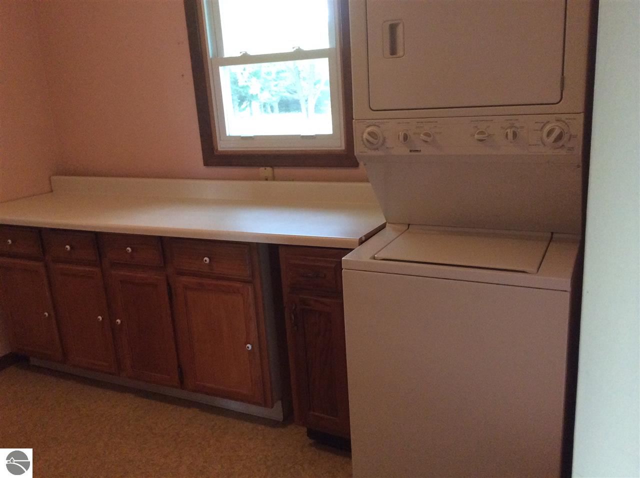 4818 Hilltop Road Grawn, MI 49637 - Photo 24 of 37 1787206-23.JPG