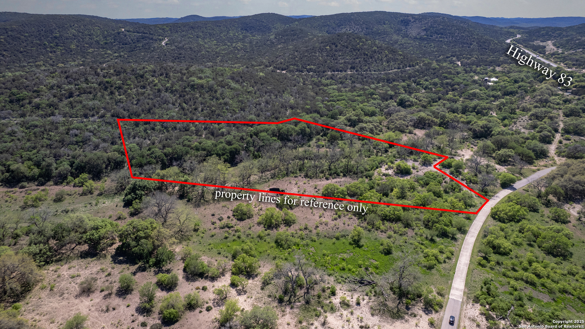 8 Camino Del Rancho Concan, TX 78838 - Photo 12 of 17 a view of a lush green field