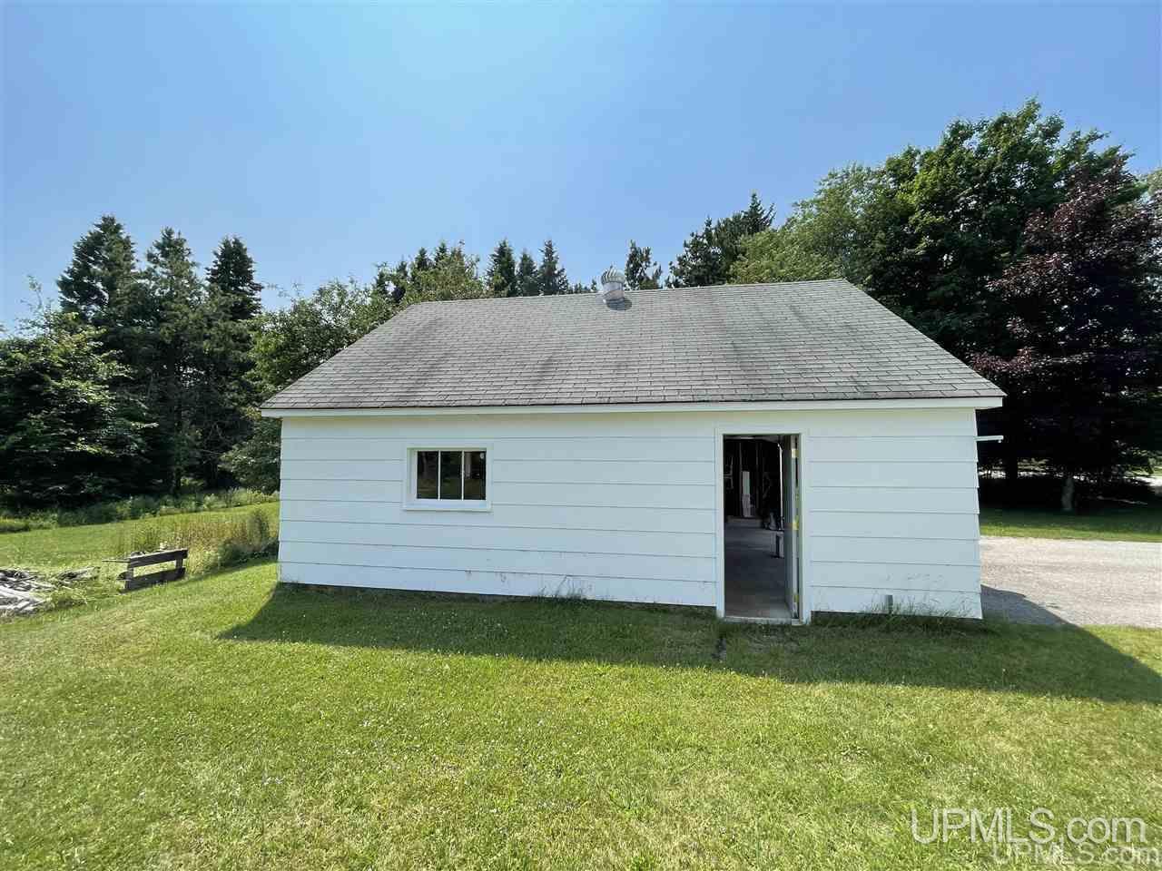 5348 W River Road Manistique, MI 49854 - Photo 34 of 49 Gallery Image 34