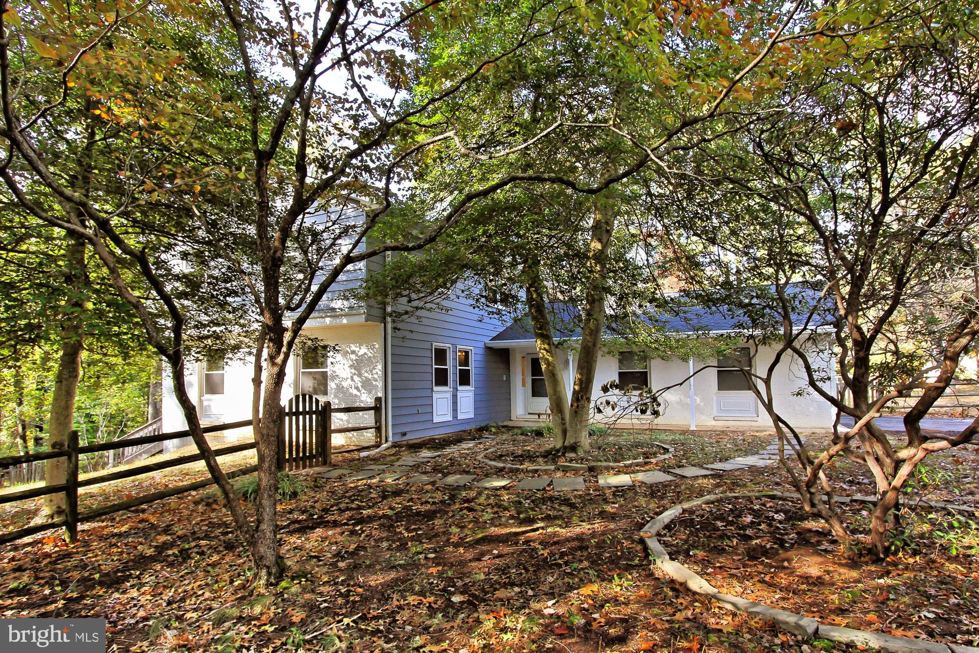 526 Utterback Store Road Great Falls, VA 22066 - Photo 4 of 63 Front