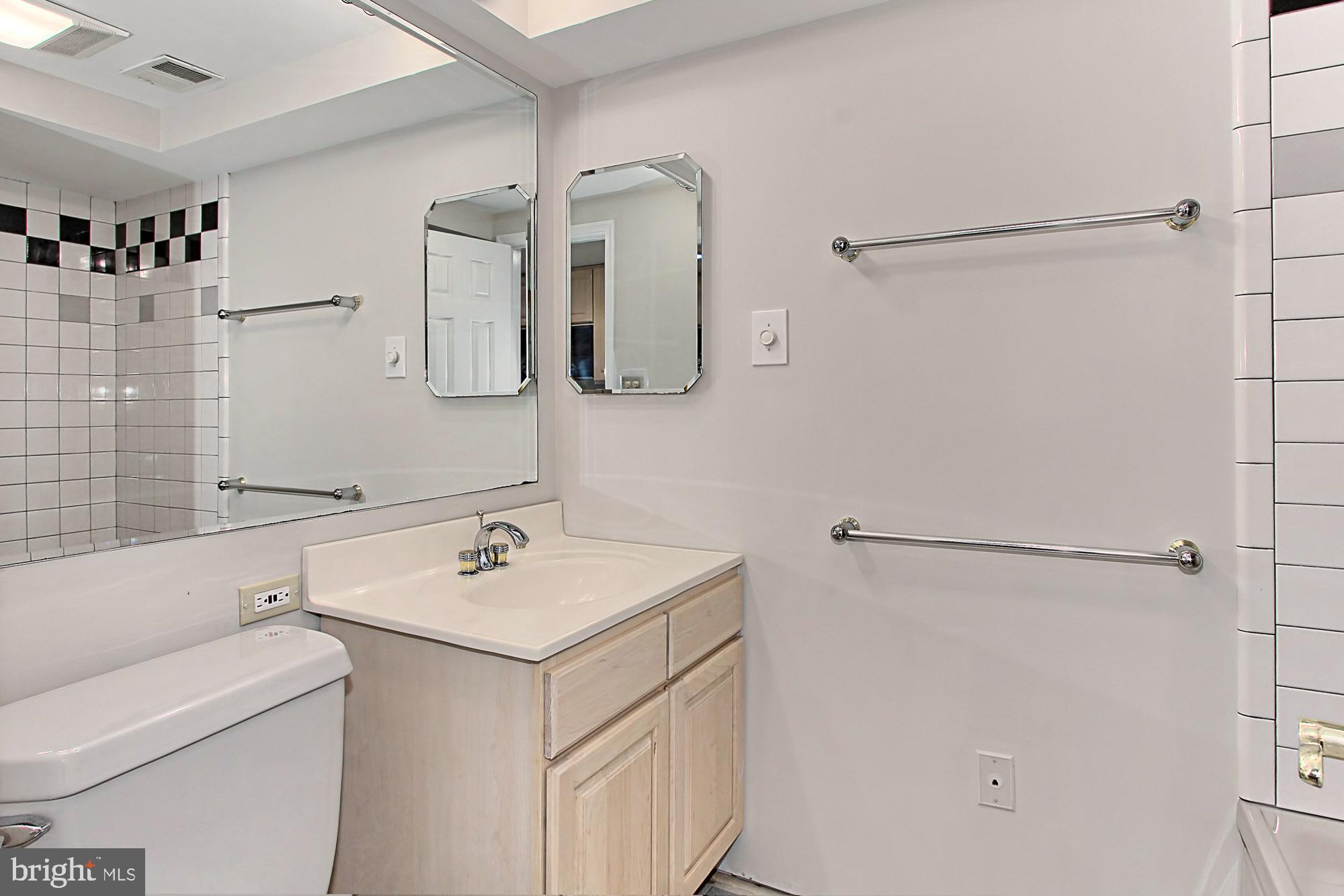 526 Utterback Store Road Great Falls, VA 22066 - Photo 50 of 63 Full Bath