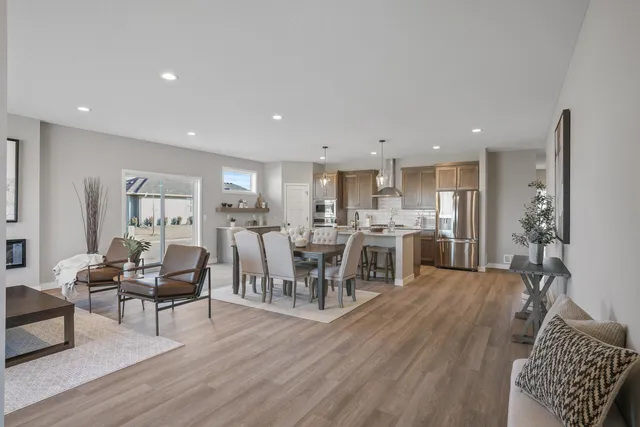 $450,000 | 1253 Willowbrook Circle, Delano, MN 55328