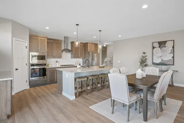 $450,000 | 1253 Willowbrook Circle, Delano, MN 55328