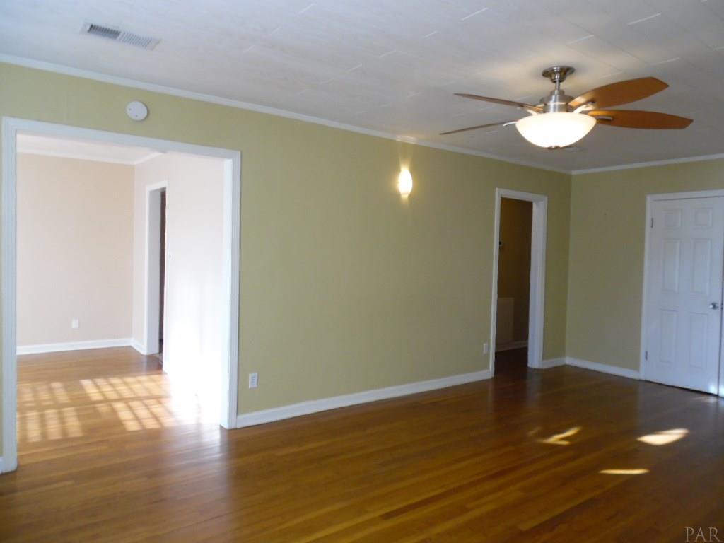 10 Sullivan Road Pensacola, FL 32507 - Photo 4 of 43