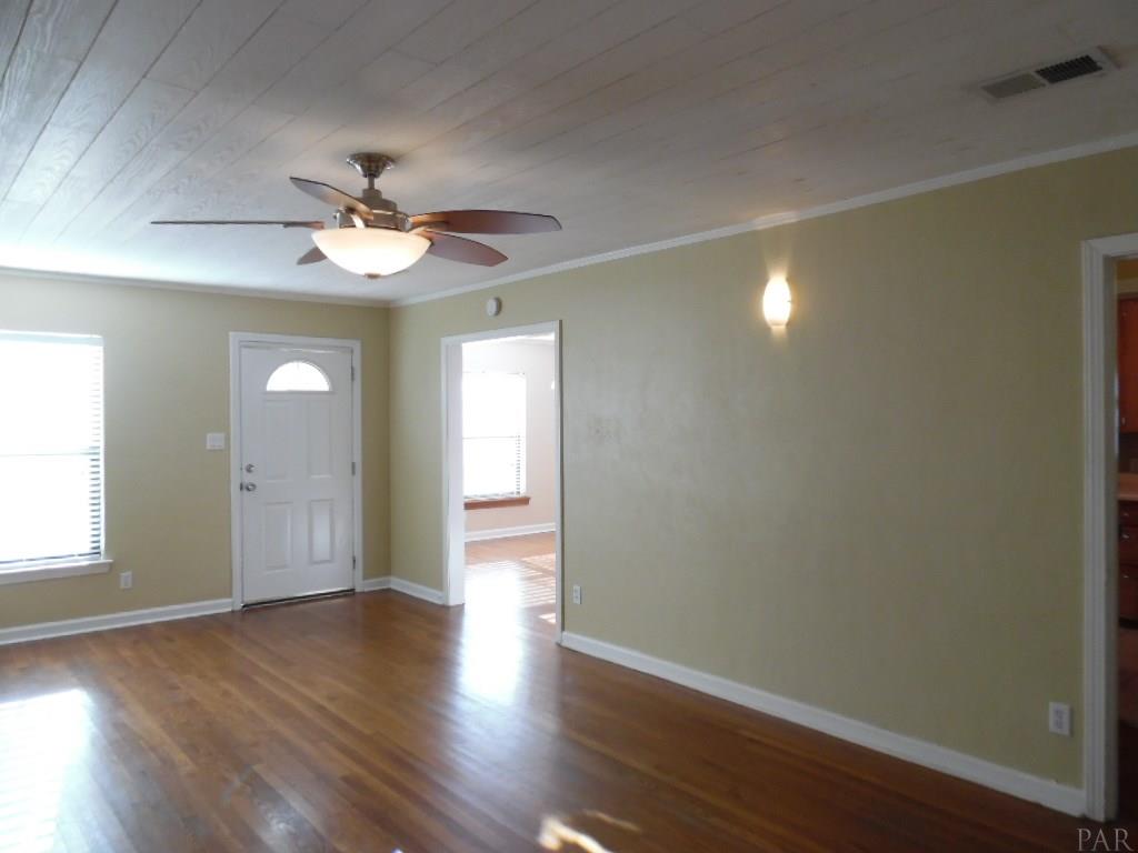 10 Sullivan Road Pensacola, FL 32507 - Photo 5 of 43