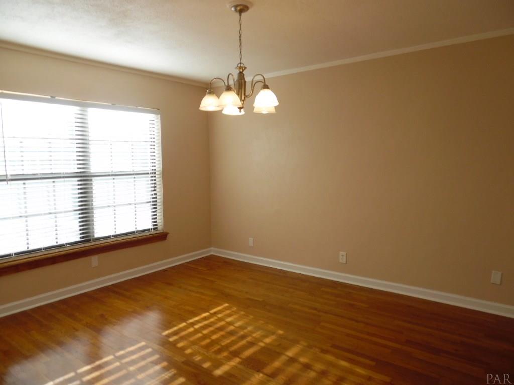 10 Sullivan Road Pensacola, FL 32507 - Photo 7 of 43