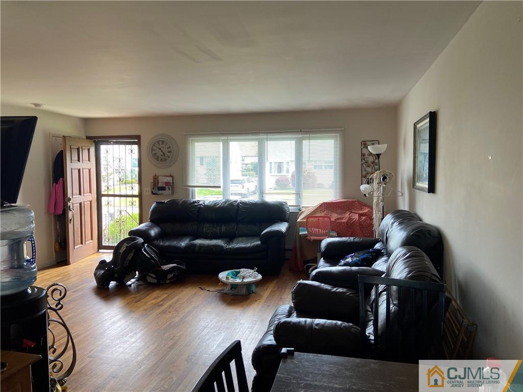 9 Concord Road Iselin, NJ 08830 - Photo 7 of 22 Gallery Image 7