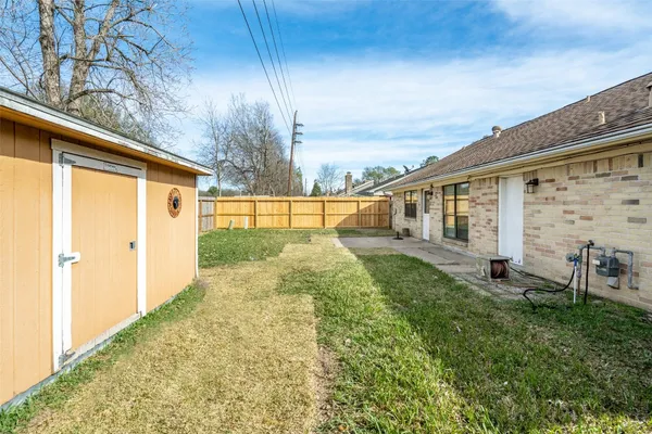 $1,950 | 13618 Meisterwood Drive, Houston, TX 77065