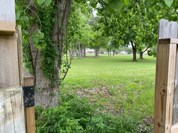 $1,950 | 13618 Meisterwood Drive, Houston, TX 77065