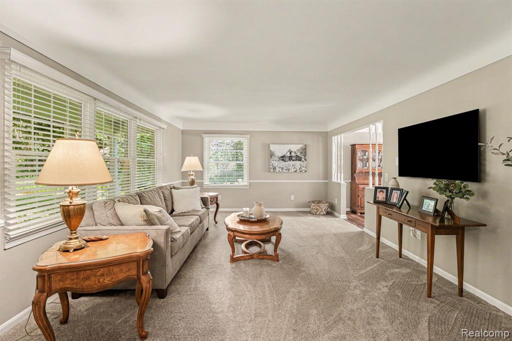 9100 Pine Knob Road Clarkston, MI 48348 - Photo 7 of 54