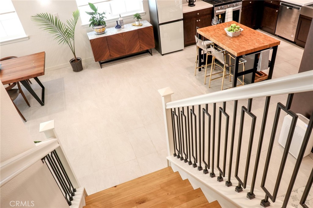 981 Rodeo Road Pomona, CA 91766 - Photo 20 of 47 a balcony with view of an outdoor space