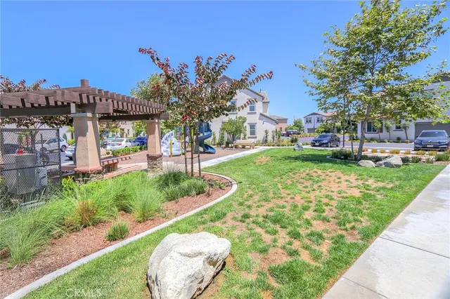 $918,000 | 981 Rodeo Road, Pomona, CA 91766