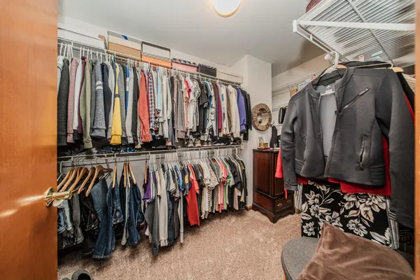 $719,900 | 9055 Yorkshire Drive, Saline, MI 48176