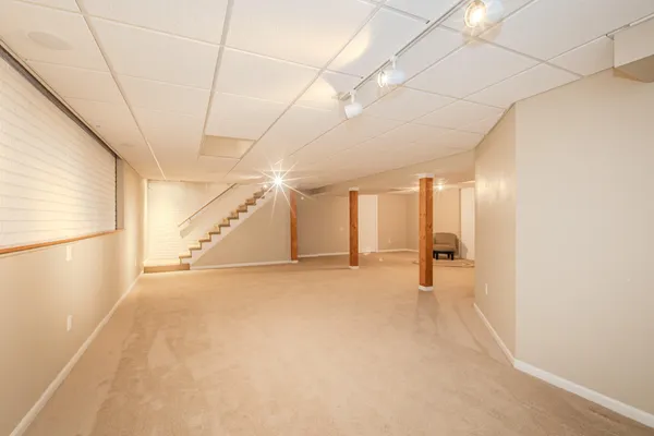 $719,900 | 9055 Yorkshire Drive, Saline, MI 48176