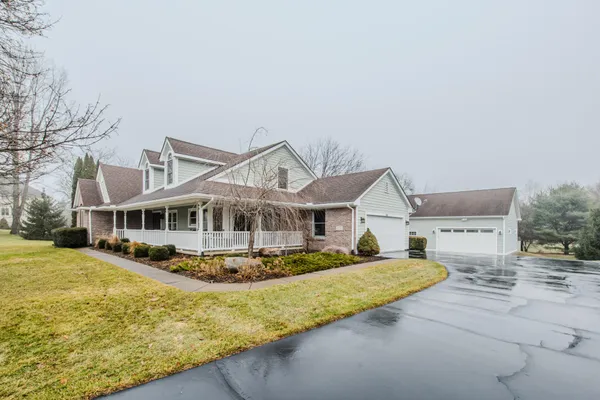 $719,900 | 9055 Yorkshire Drive, Saline, MI 48176
