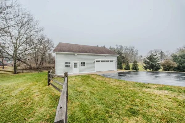 $719,900 | 9055 Yorkshire Drive, Saline, MI 48176