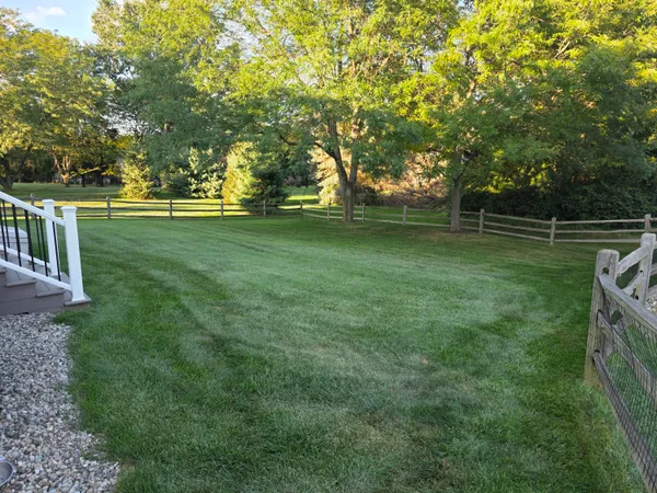 $719,900 | 9055 Yorkshire Drive, Saline, MI 48176