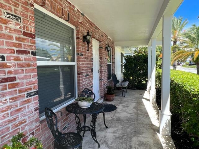 1260 Manor Drive Riviera Beach, FL 33404 - Photo 8 of 59 Front Porch seating