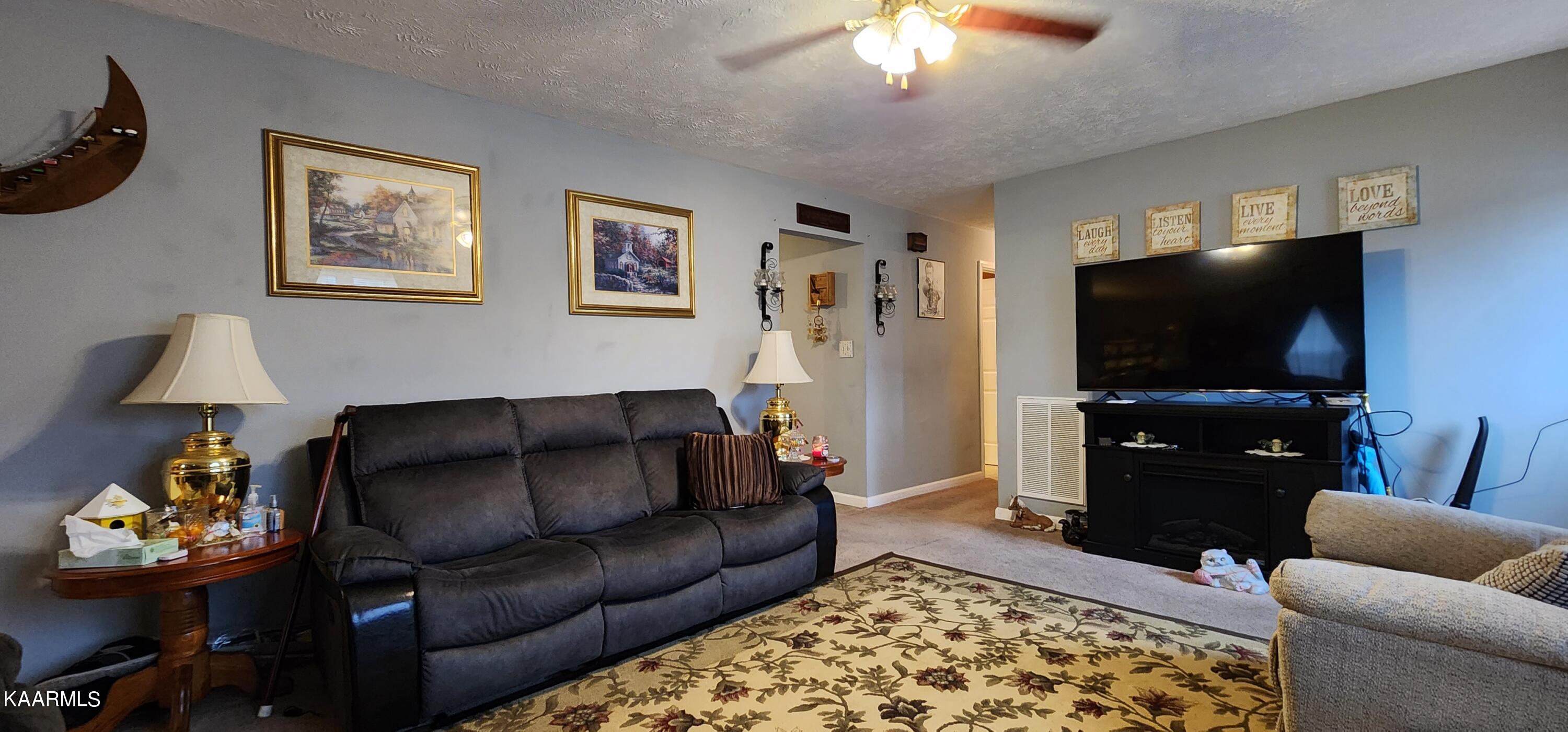 183 Shannon Road Jacksboro, TN 37757 - Photo 2 of 24 20230403_173527