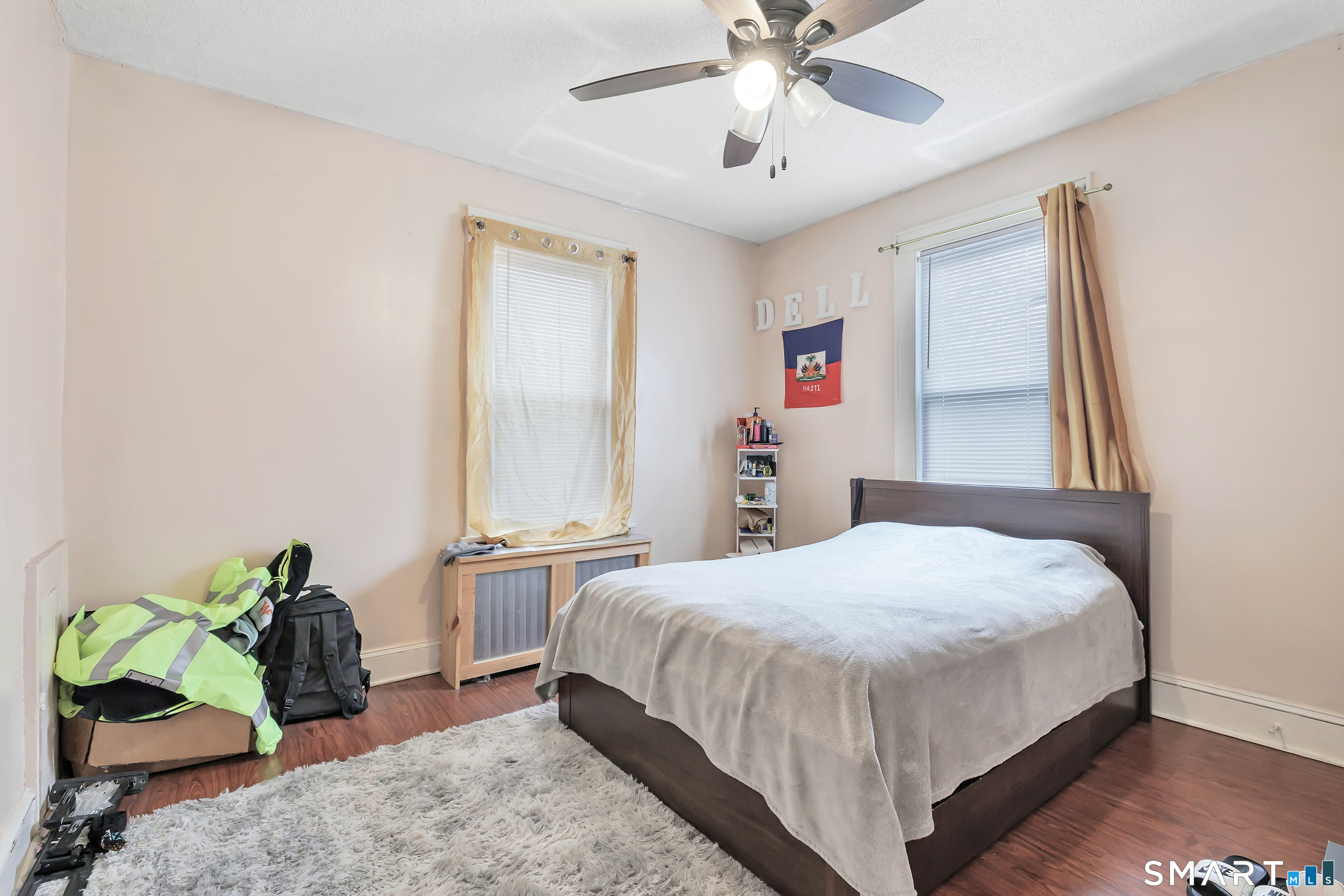 155 Marion Street Bridgeport, CT 06606 - Photo 8 of 38