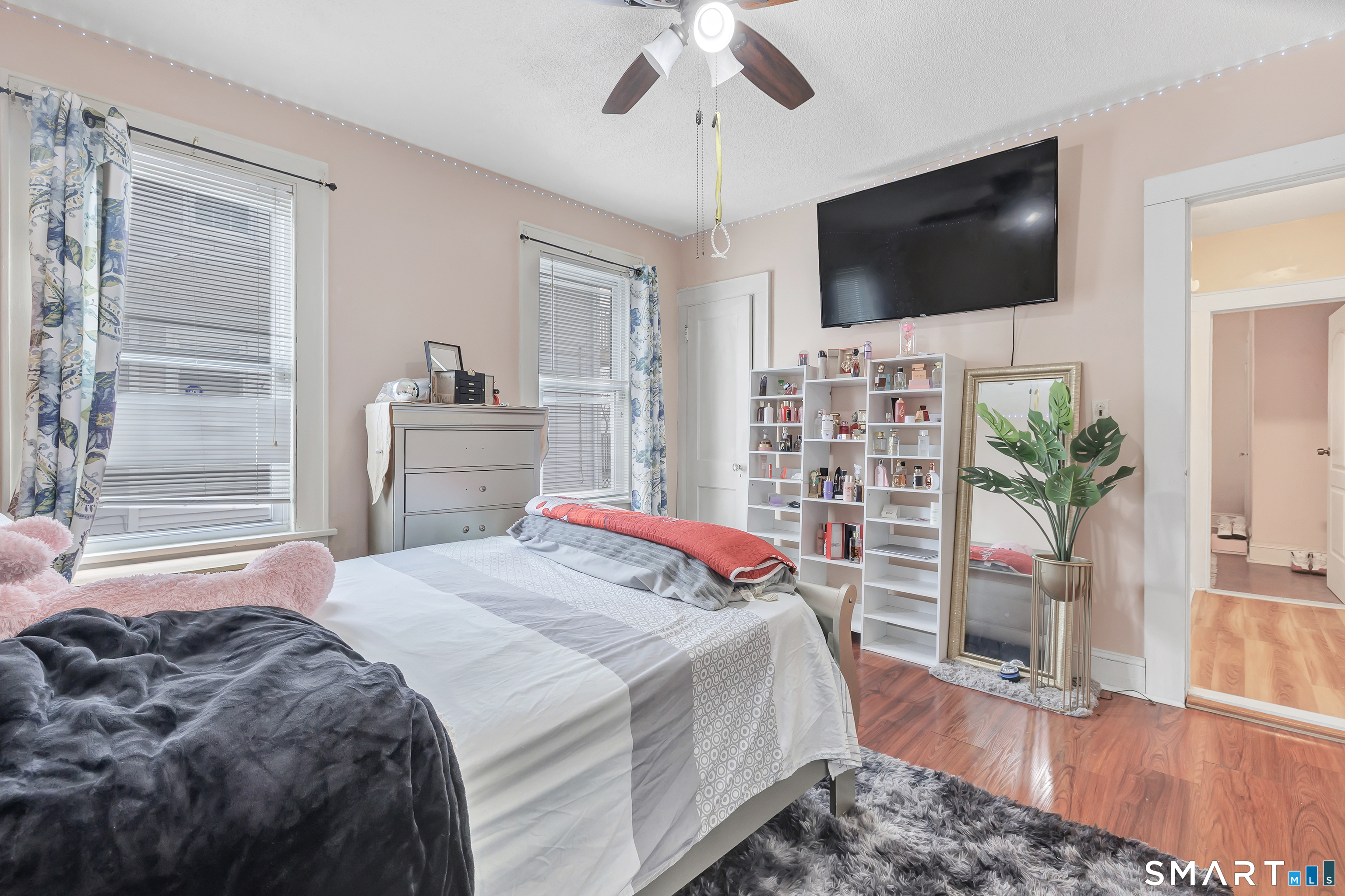 155 Marion Street Bridgeport, CT 06606 - Photo 10 of 38