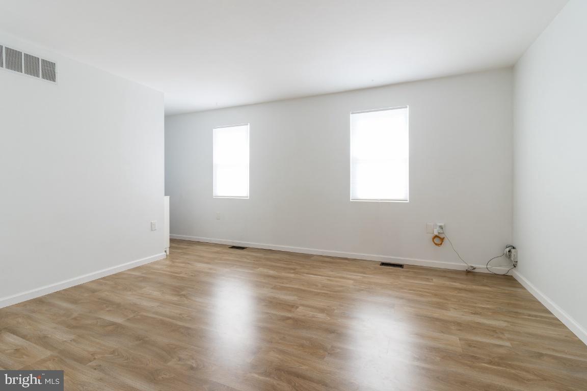 7850 Tick Neck Road Pasadena, MD 21122 - Photo 11 of 44 Gallery Image 11