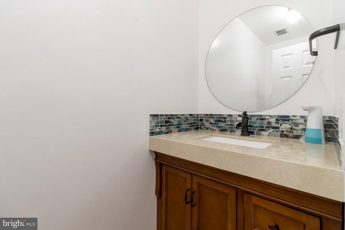 7850 Tick Neck Road Pasadena, MD 21122 - Photo 15 of 44 Gallery Image 15