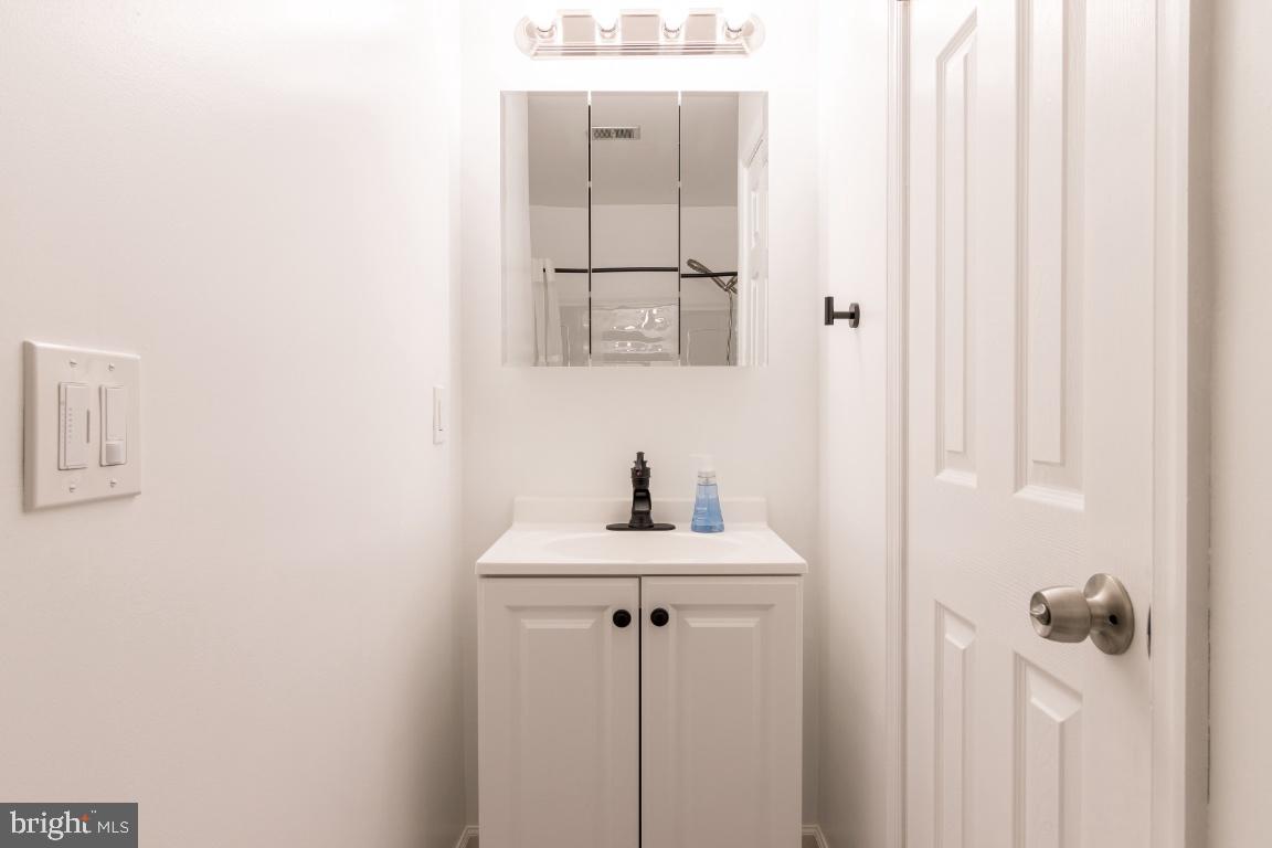 7850 Tick Neck Road Pasadena, MD 21122 - Photo 31 of 44 Gallery Image 31