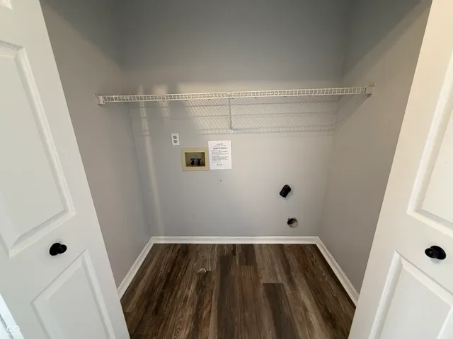 $229,000 | 923 North Mill Run Boulevard, Greenfield, IN 46140